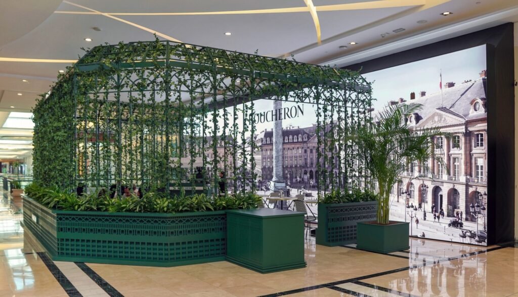 03LMWJ Week 2025 LLQ Lifestyle