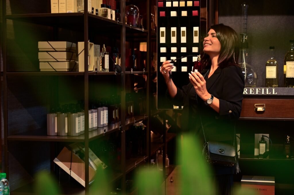 4d30fce68bb74fb3a13cdabdd8d5242f LLQ Lifestyle