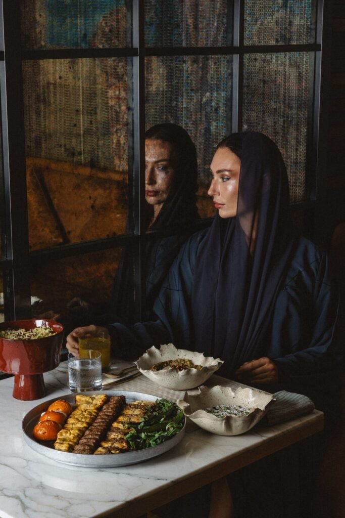 97b467466ec84e59bc8fb6b187f8fd6a LLQ Lifestyle