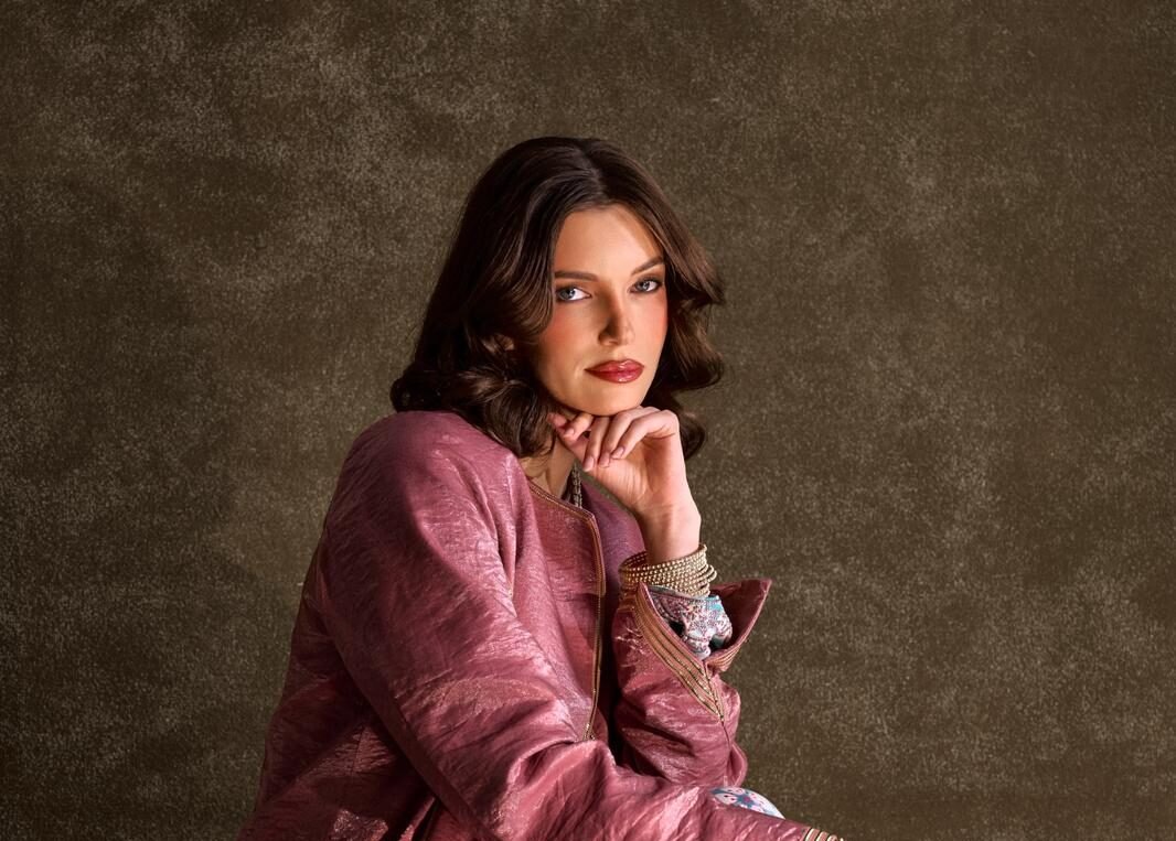 4c1ea7b98c404d1b9a9ae4992711cf54 LLQ Lifestyle