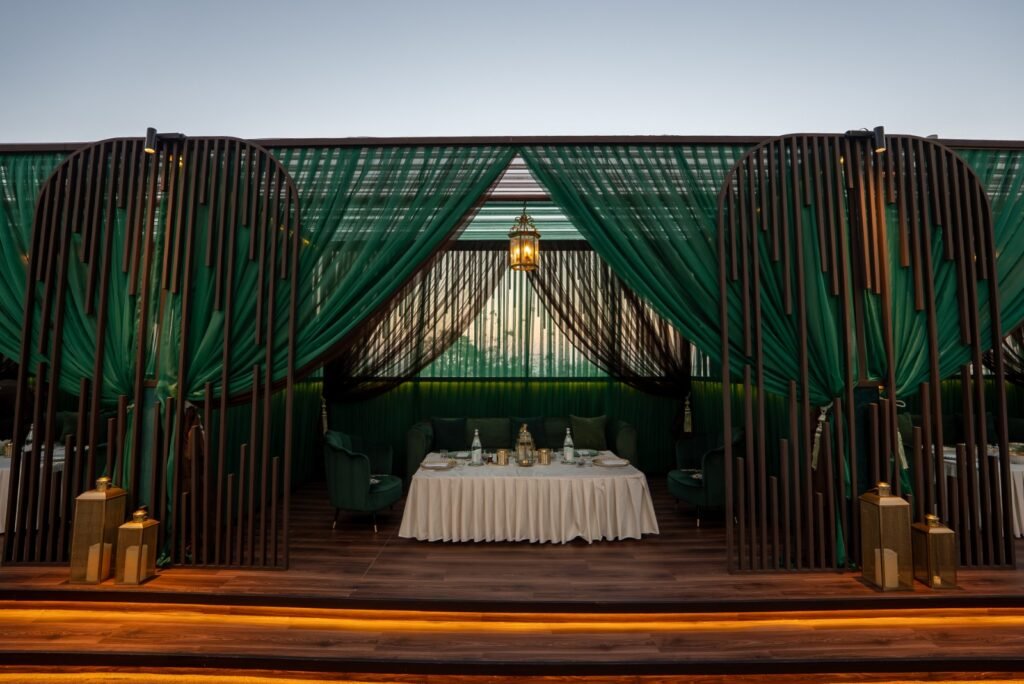 d0be04b5b3d1439f9fa8342751b548e1 LLQ Lifestyle