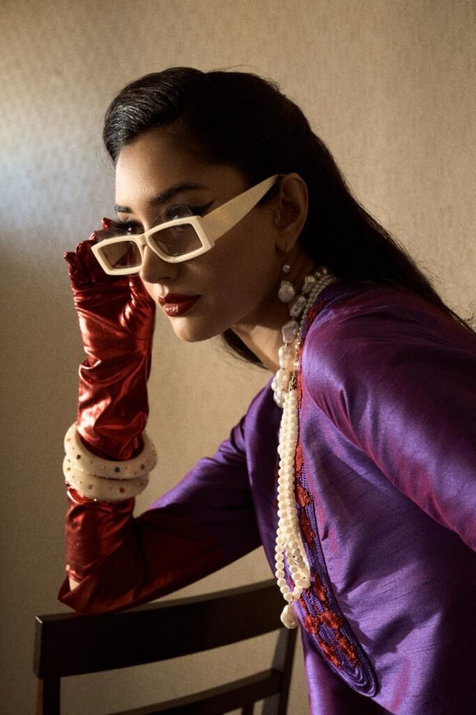 fd4c892242b643058fd397e9fc63d71f LLQ Lifestyle